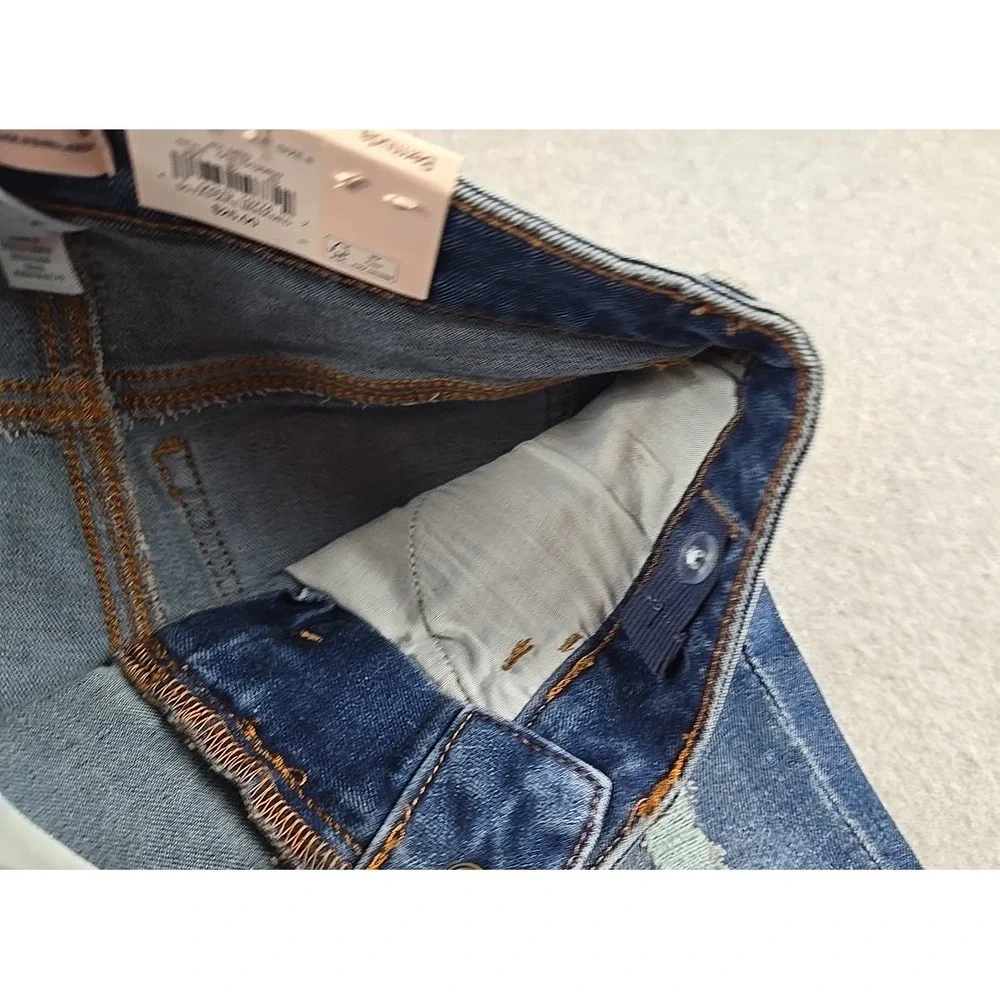SO Jean Shorts Girls Size 8 Mid Rise Denim Bermuda Short Distressed Jeans NWT‎